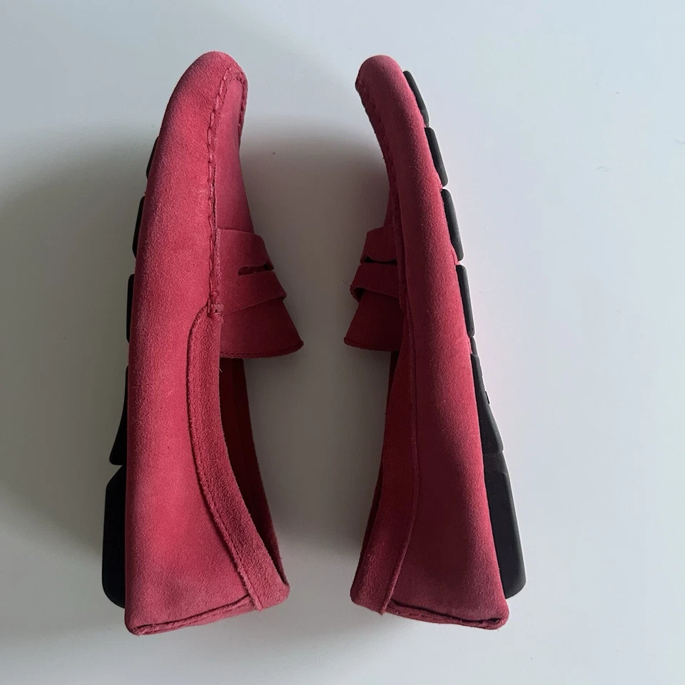 NUEVO Mocasines Crewcuts Niños Grandes Niños 4 Rojo Gamuza Suave Vacaciones Navidad Foto 3 de 4