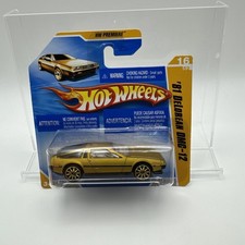 Hot Wheels 2010 Premiere #16/52 '81 Delorean DMC-12 in Satin Gold Short Card