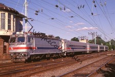 Locomotora eléctrica SEPTA AEM-7 2306 tren de pasajeros catenaria PA 35 mm extensión (745