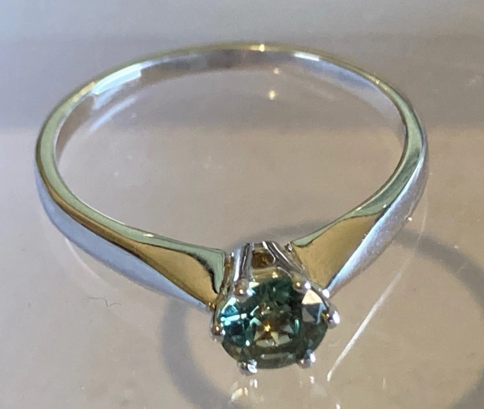 Anillo Zafiro Oro Blanco Sólido 18k Tierra Natural Extraído Parti Zafiro 2,22 gramos Foto 3 de 4