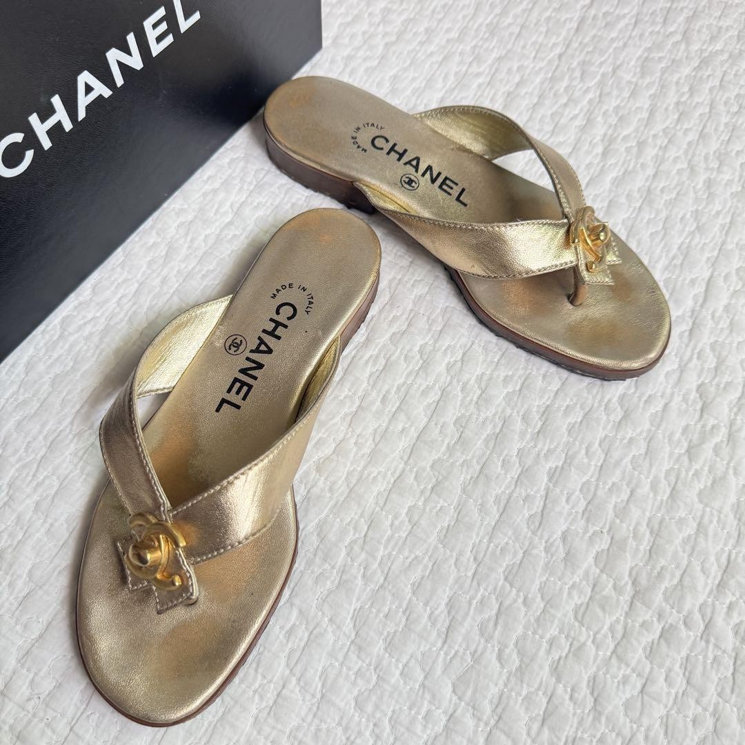 Chanel Gold Leather Thong Sandals Mules Size 35 US 5 Women Luxury Rare