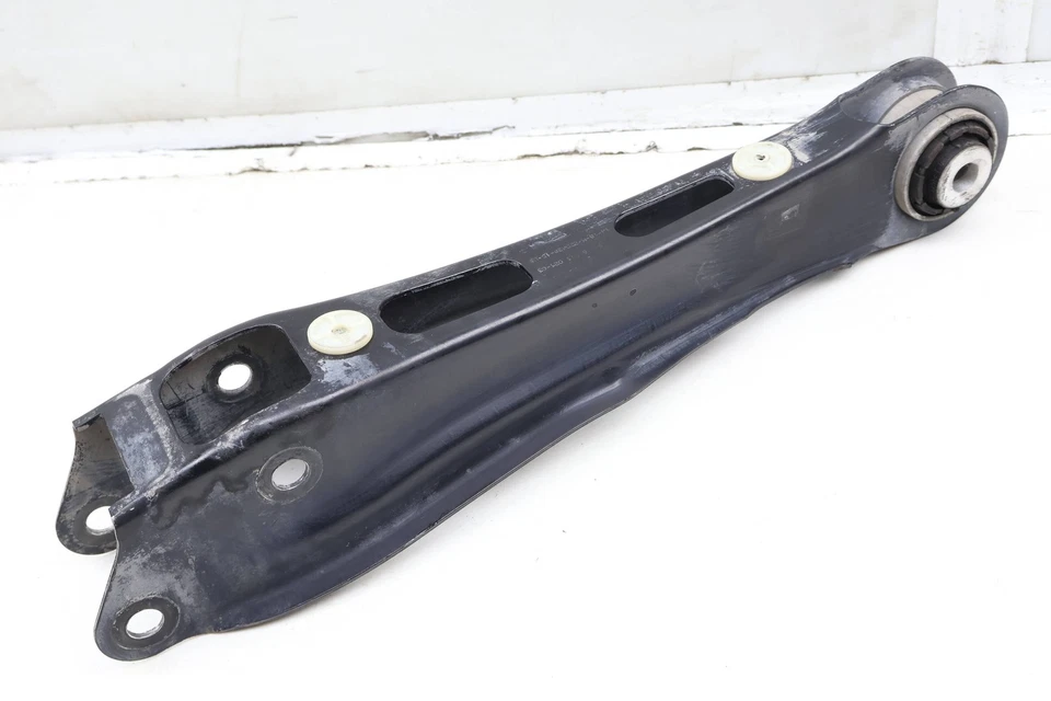 BMW X3 2018-2024 - Brazo de control inferior trasero 6871020 Foto 2 de 4