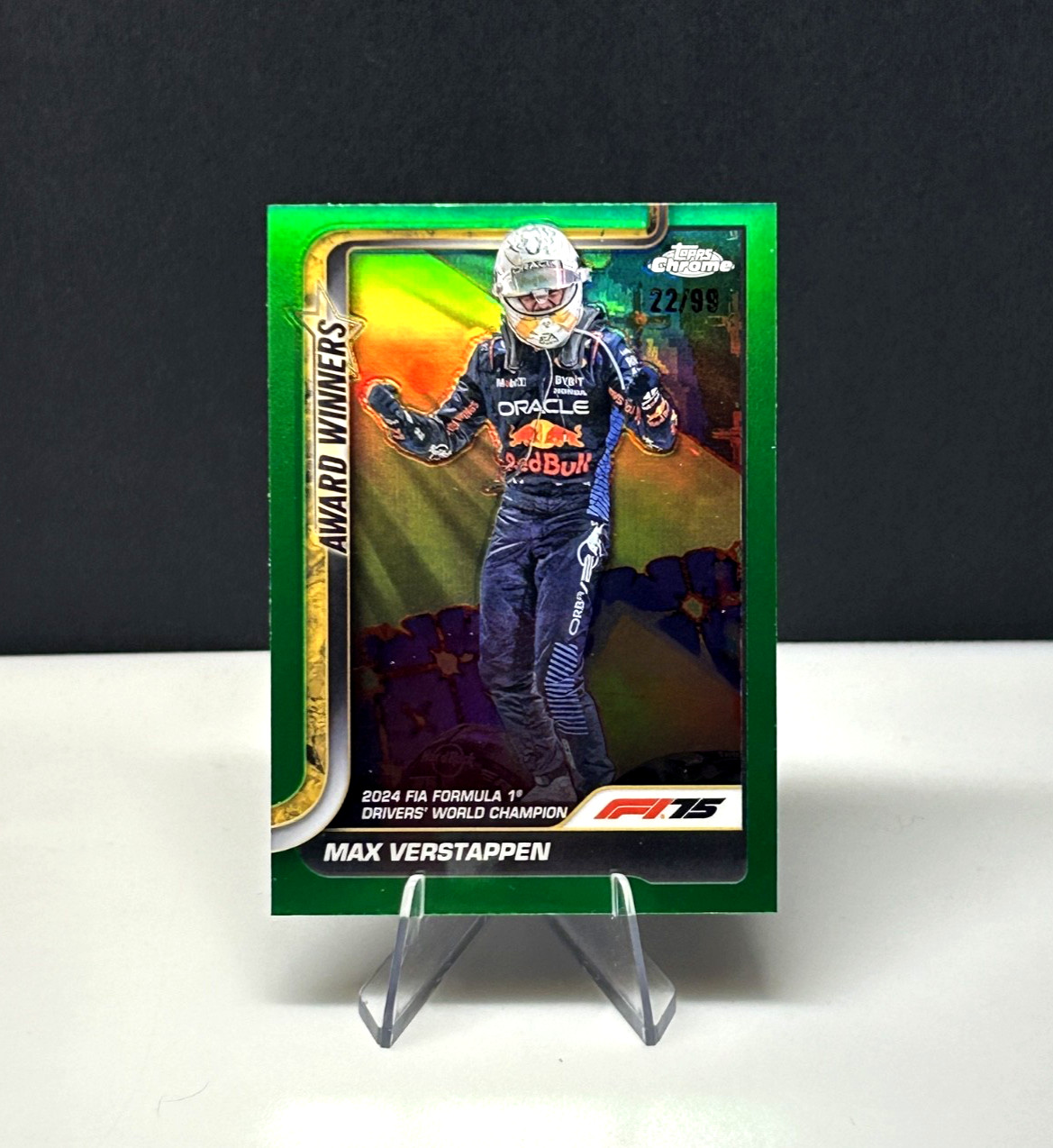Topps 2025 Chrome Formula 1 Green Wave Refractor Max Verstappen 22/99