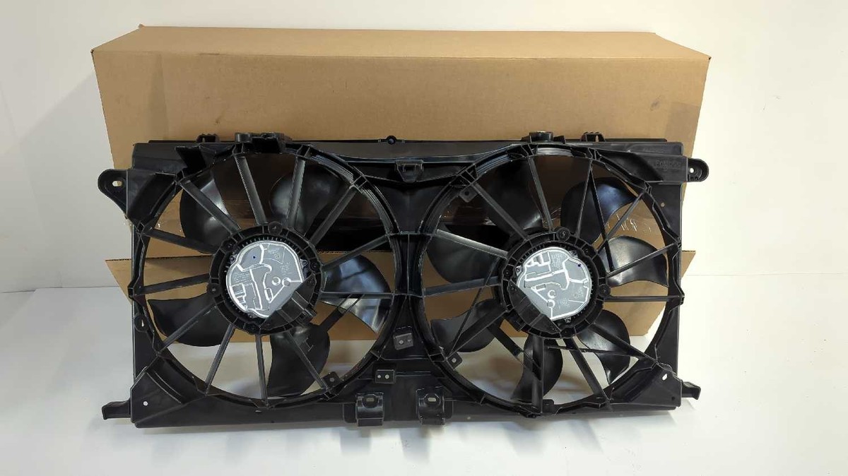 New OEM Genuine Ford Dual Cooling Fan 2022-2024 Expedition