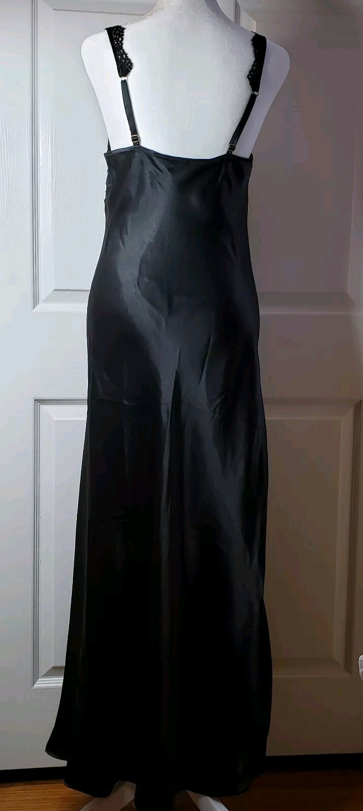 Picture 4 of 15