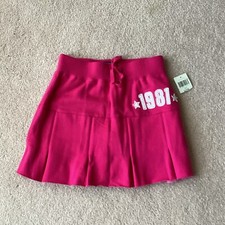 NWT GUESS GIRLS SKORT, 14, VERY LOW PLEATS, LOGO BACK, DECORATIVE FRONT WAISTTIE