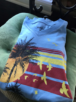 Men's Red Camel V-neck Short Sleeves Summer Palm Trees Shirt | Size Large