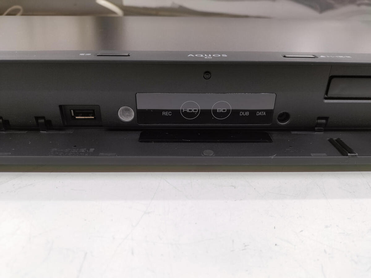 Sharp AQUOS 2B-C05DW1 Blu-ray Recorder 1TB Good Condition Sharp AQUOS 2B-C05DW1 Blu-ray Recorder 1TB Good Condition