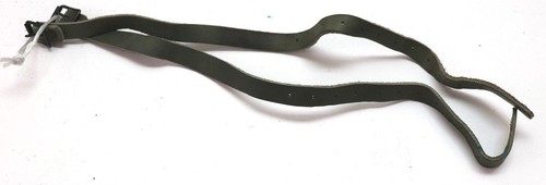 WWII US leather straps shades of green approx 18"L x 5/8"w x 3mm Pair E230