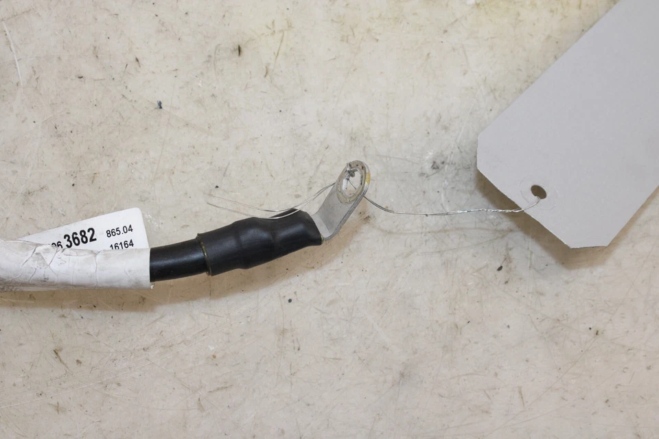Cabo de bateria negativo Chevrolet Camaro 2016-2024 84063682 fabricante de equipamento original JD141 - Imagem 2 de 4