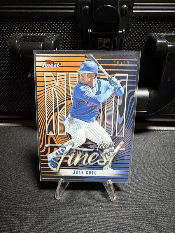 Topps Finest 2026 Juan Soto New York Mets Team Finest SSP BLACK ECLIPSE 10/10