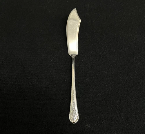 34g "Royal Windsor" by Towle Sterling Flat Handle Master Butter Knife 6 7/8"