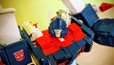 MP-22 Ultra Magnus Transformers Takara Tomy Masterpiece mit Münze