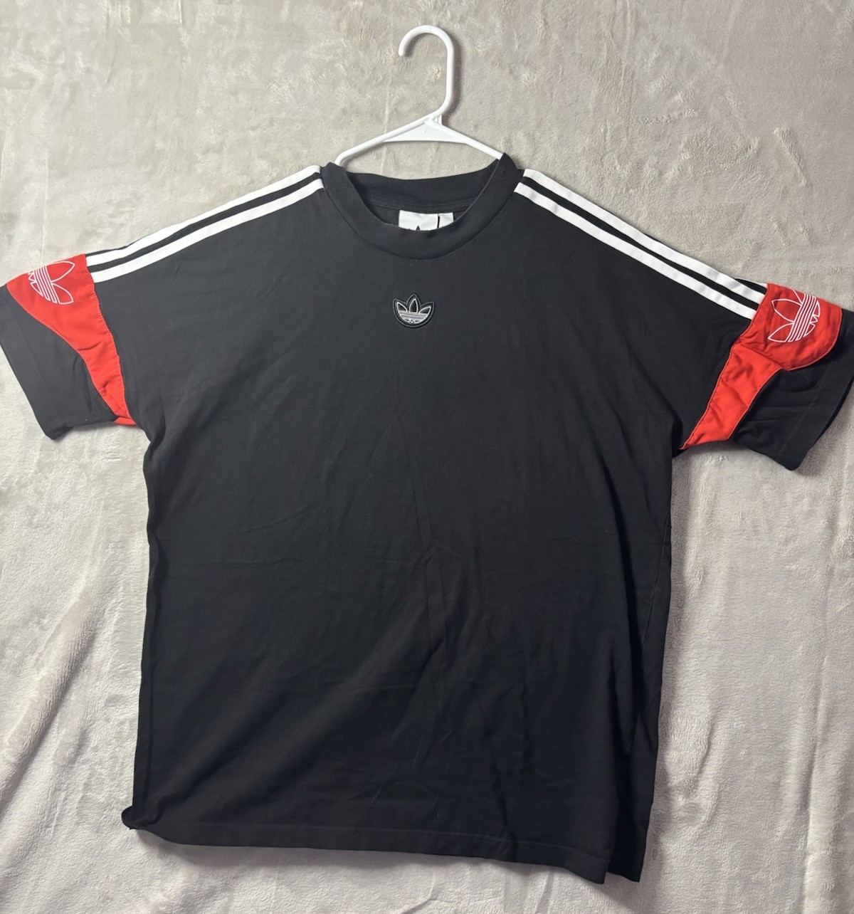 Adidas Originals Mens L Black 3-Stripes Trefoil Red Sleeve Soccer Shirt Tee