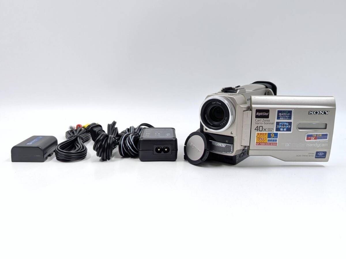 SONY DCR-TRV10 Handycam Digital Video Camera MiniDV Camcorder