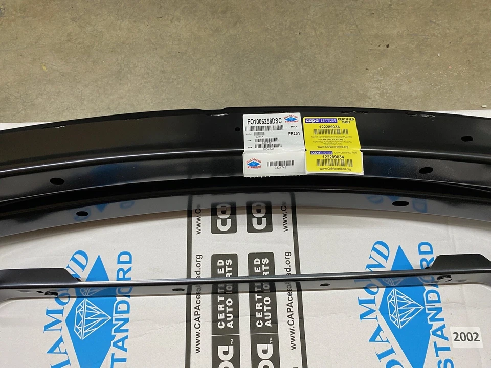 Soporte de barra de choque de impacto para parachoques delantero para Ford Fiesta 2011-2019 FO1006258DSC Foto 3 de 4