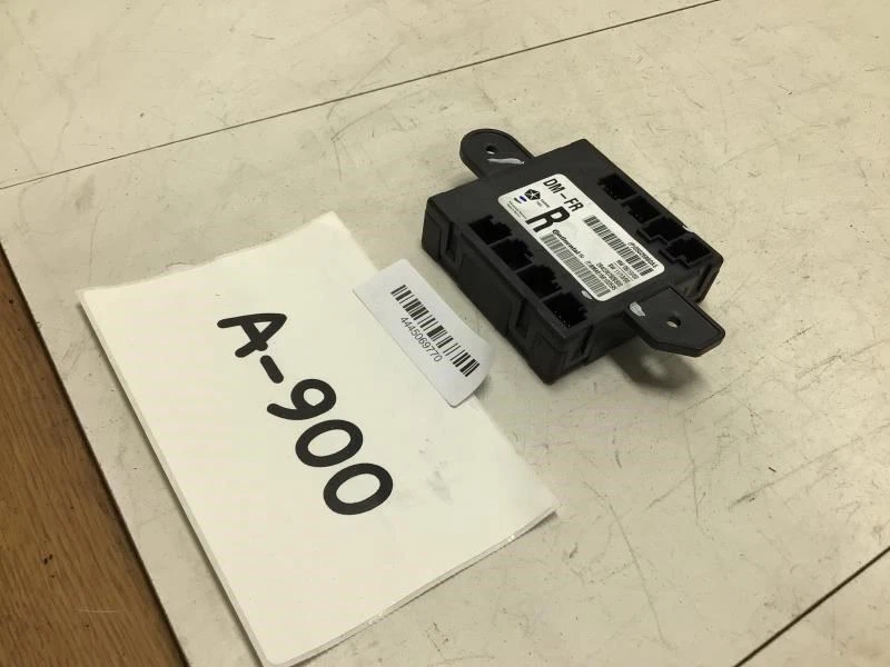 Dodge Grand Caravan 2011 módulo de control de puerta del lado del pasajero delantero derecho OEM+ Foto 2 de 4