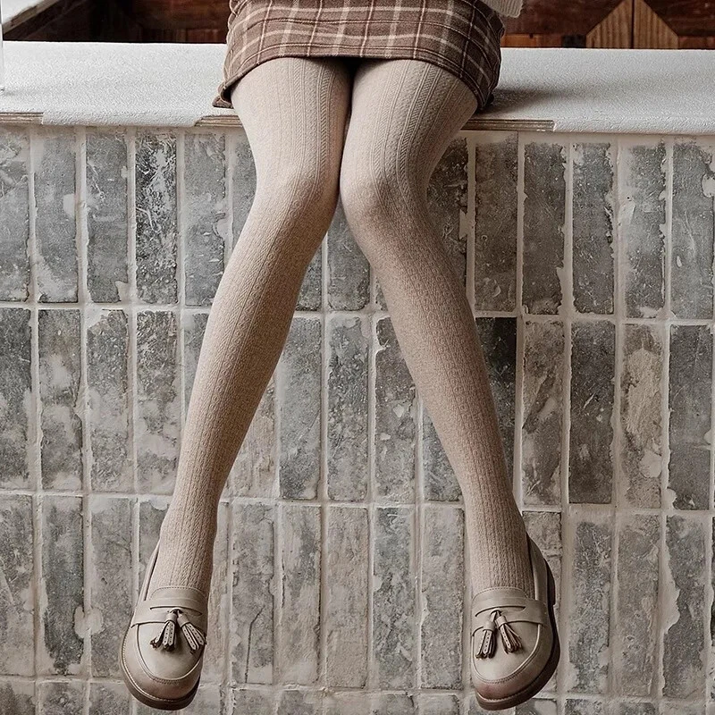 Damen Lolita Strumpfhosen – Stilvolle Gestreifte Strick-Strumpfhosen, Weich - Bild 4 von 4