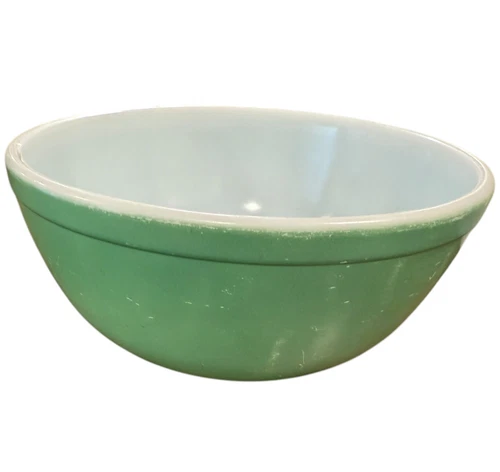 Vintage Pyrex #403 Primary Green Nesting Mixing Bowl 2 1/2 Qt 8.5" USA Ovenware