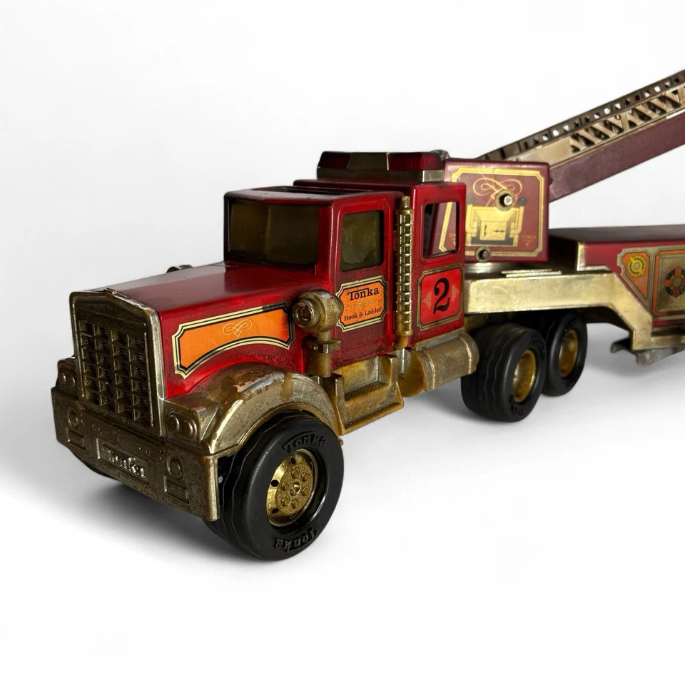 Camión de Bomberos Tonka Gancho y Escalera #2 De Colección Plástico/Acero “CON SIRENA” Hecho en EE. UU. Foto 3 de 4