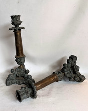 Paire de bougeoirs aux silures du début XIXe siècle - A restaurer