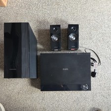 Samsung HT-C5200 Blue ray Disc Home Cinema System with speakers and subwoofer 
