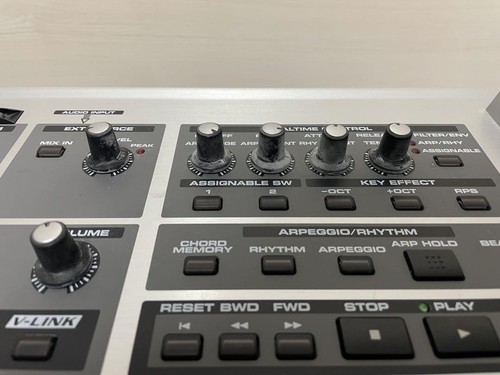 Roland Fantom-X7 76 Key Synthesizer Workstation w/semi hard case Used - Picture 10 of 11