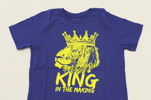 Izzy and Liv Boys King in the Making Lion T-Shirt LV5 Blue/Yellow Medium - Picture 2 of 3