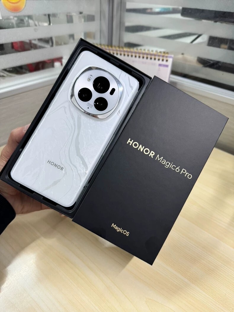 Honor Magic 6 Pro 512GB 12GB RAM (FACTORY UNLOCKED) 6.8