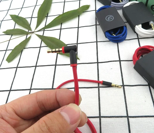 Beats Replacement Audio Cable With Mic (Universal Model) - Image 3 of 4