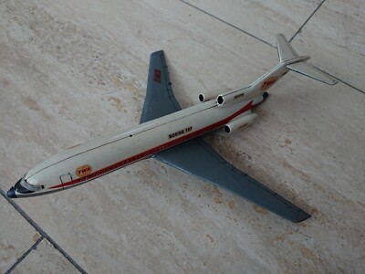 Airfix Boeing 727 100, 1 /144 TWA gebaut, defekt 
