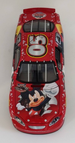 Mickey Mouse 2005 Monte Carlor 1:24 scale NASCAR Diecast - Picture 6 of 24