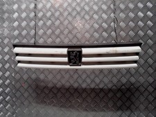 Calandre Peugeot 309