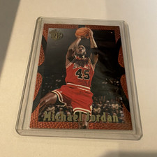 Topps 1994-95 Topps Embossed Michael Jordan #121 Chicago Bulls NBA Card