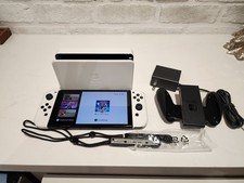 Nintendo Switch OLED Model - 64GB/White. BARELY USED CLEAN NO BOX