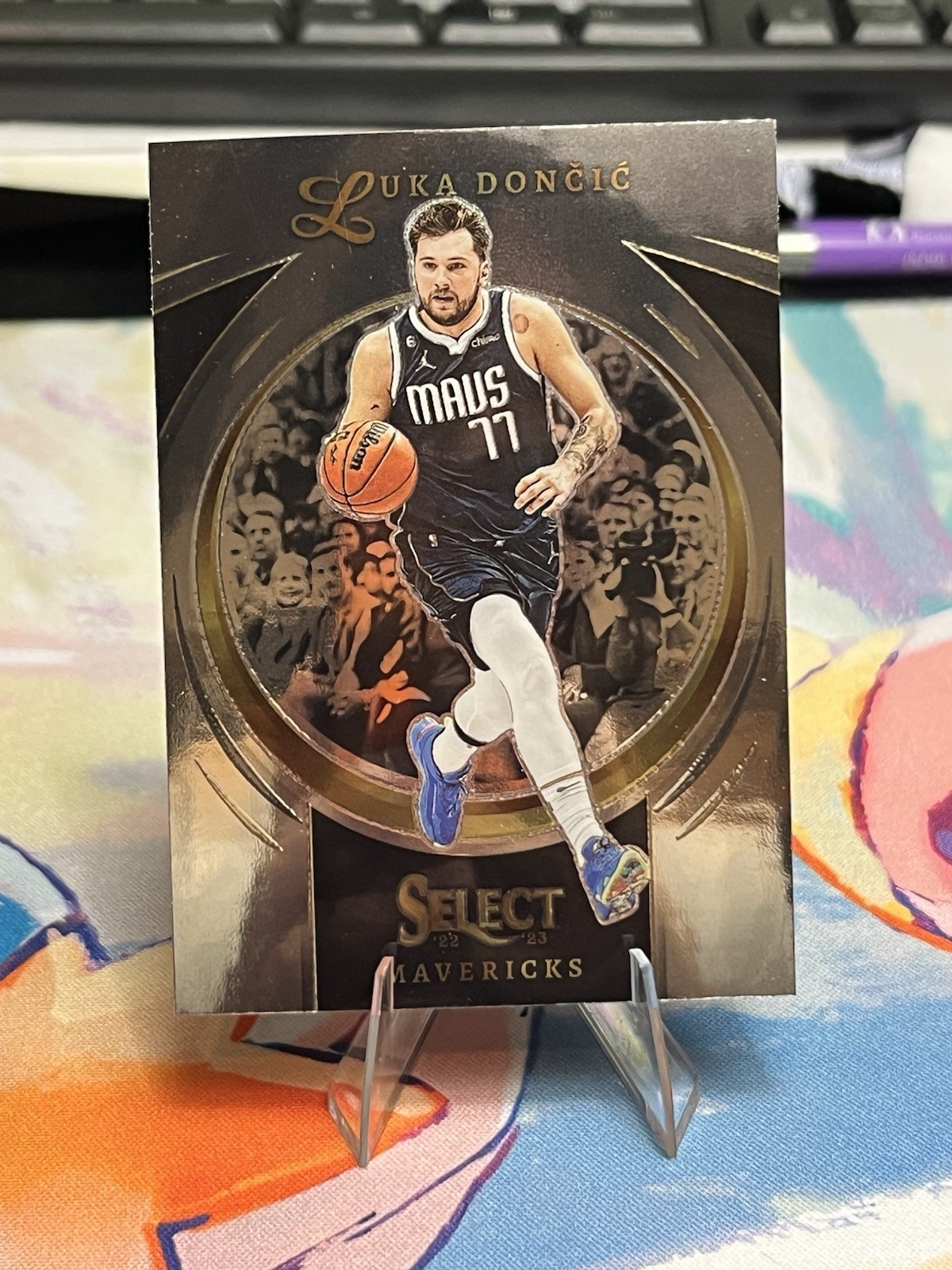 2022-23 LUKA DONCIC SELECT CERTIFIED Silver PRIZM #20( MAVERICKS)
