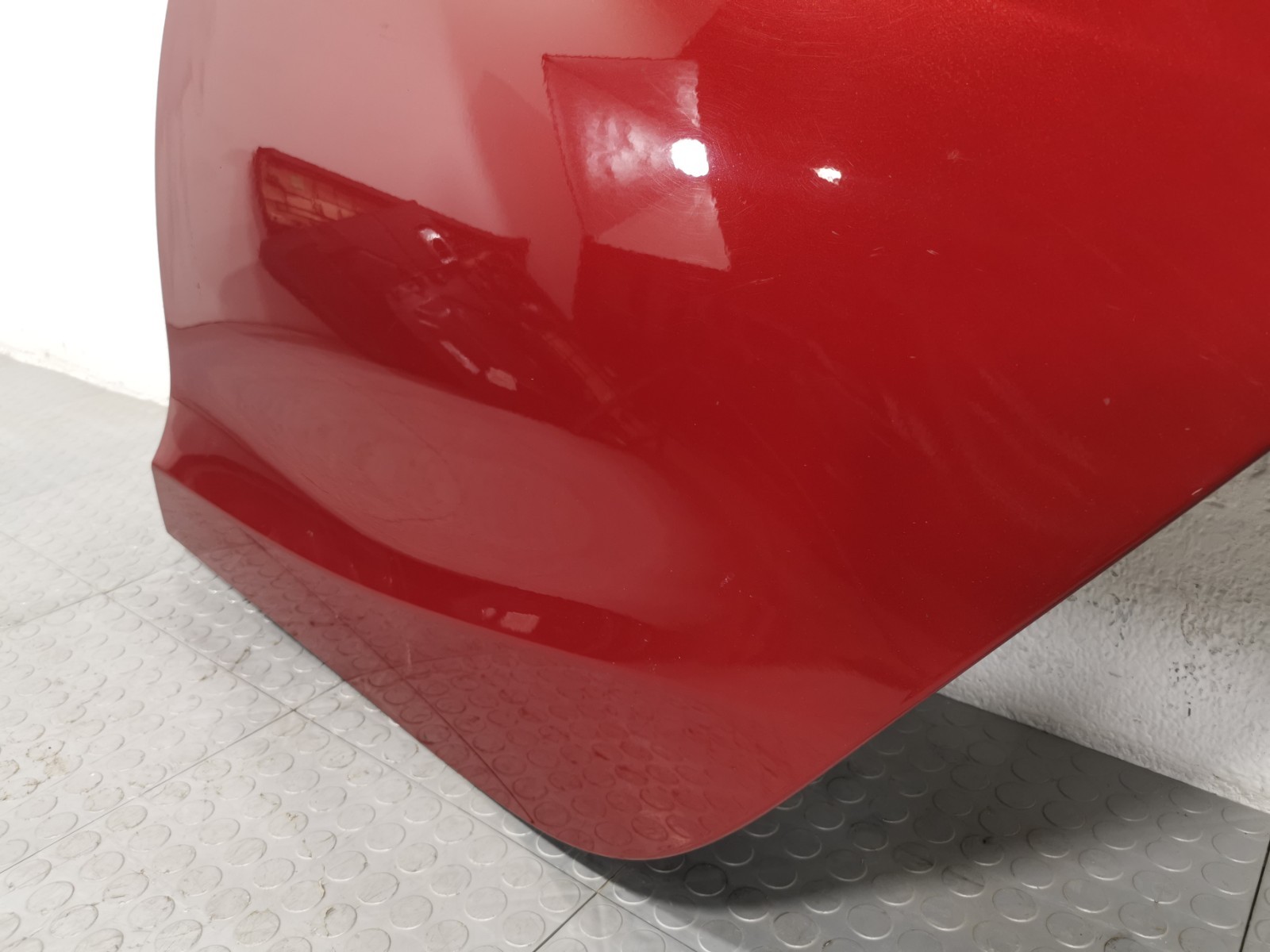 Maserati Ghibli S AWD 3.0 2014 V6 Rear Left Door Shell Red Color 670008304 OEM