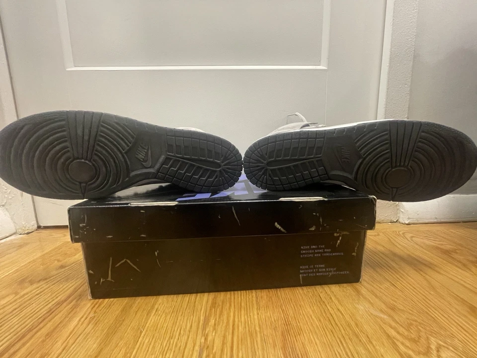 Nike Dunk High Pro SB Pee-Wee Herman Men's Size 7.5 Sneakers - Image 2 of 4