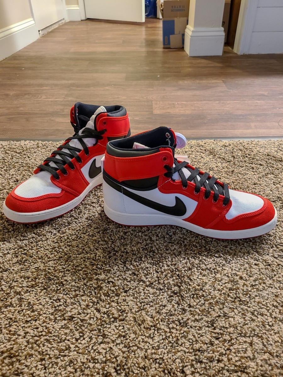 Nike Jordan 1 Retro AJKO Chicago 2021
Sneakers - Size Men\'s 12.5 Jordan 1 Retro AJKO Chicago (2021) Men main image 2