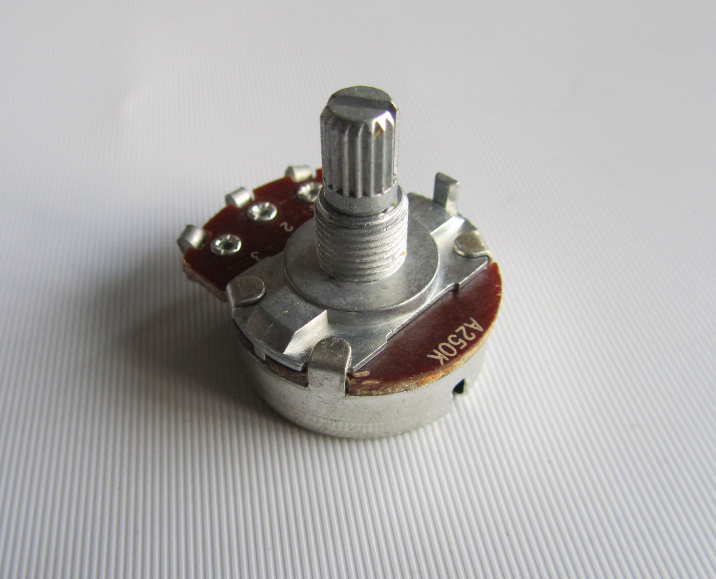 5x A250K Large Audio Guitar Pots 15mm Short Split Shaft 250K