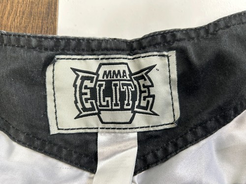 MMA Elite Mens Size M Gray Smoke Skull Iron Cross Pattern Shorts Drawstring - Picture 4 of 10
