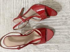NWOB Journee Collection Varra dress sandals in red patent Leather Sz 9