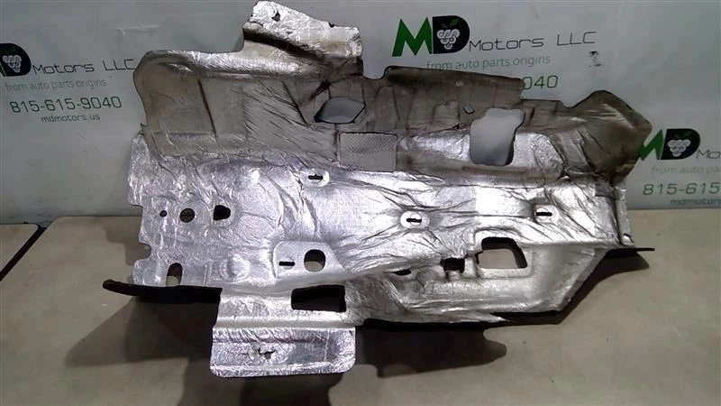 2020-2022 FORD EXPLORER FLOOR PAN HEAT SHIELD INSULATOR - Image 2 of 4