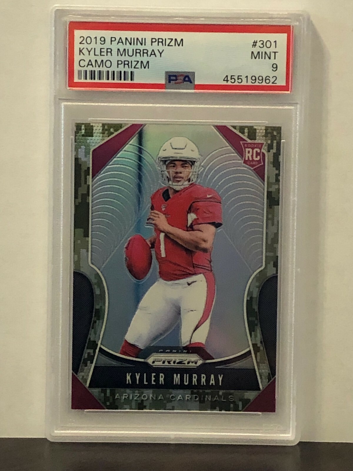 2019 Panini Prizm #301 Kyler Murray RC Rookie CAMO /25 PSA 9