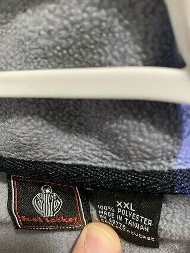 Foot locker. XXL fleece pull over. new no tag. color red - Picture 3 of 7