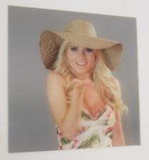 Girl Blowing a Kiss CinemaGraphic Brown Motion Lenticular 3D Picture Large 16x16