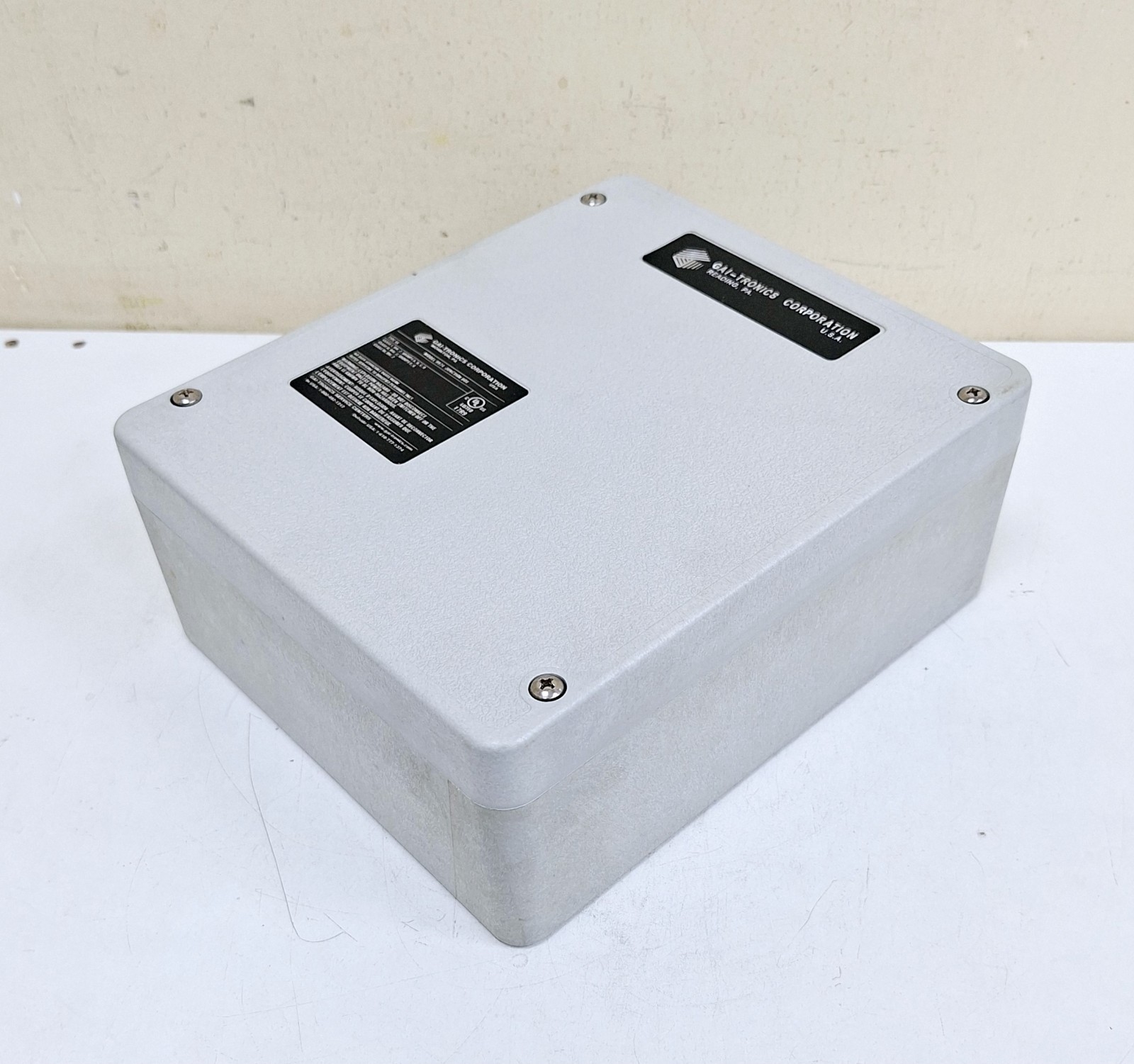 Gai-Tronics 9974 / Type 4X Junction Terminal Box (22-point)