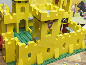 Lego 375 Yellow Castle 100% Original Box RARE Box Knights Vintage Knights Castle