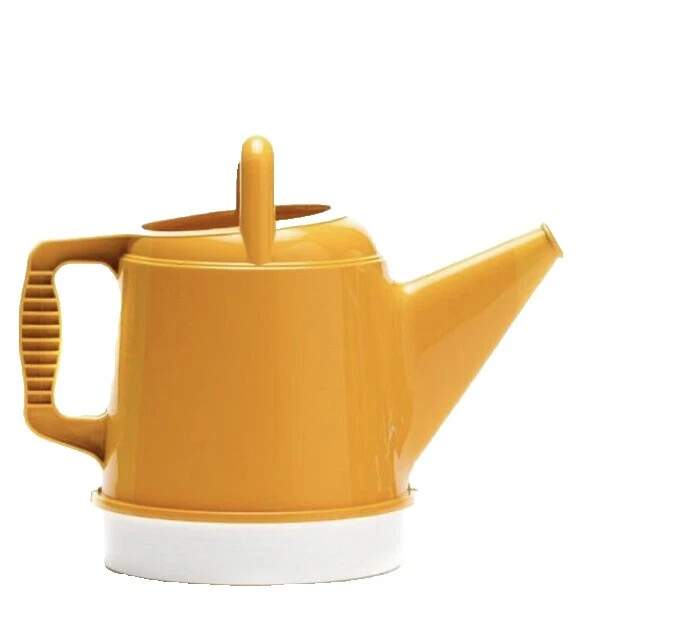 Стандартные лейки для полива банки бутылки