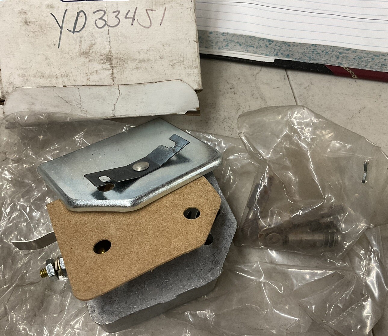 OEM Wisconsin YD334S1 Breaker Point Assembly NLA NOS | eBay